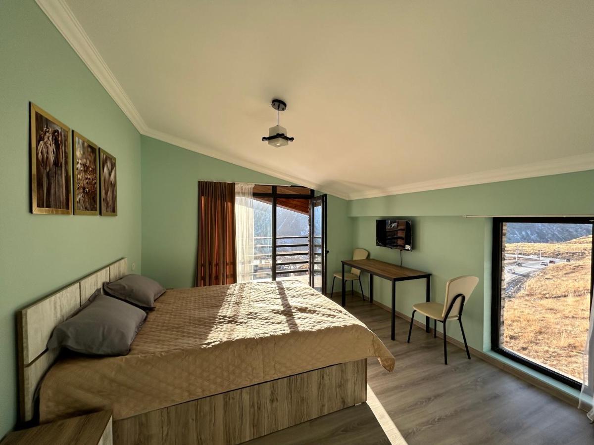 Dandelion Hotel Gudauri Ganisi エクステリア 写真