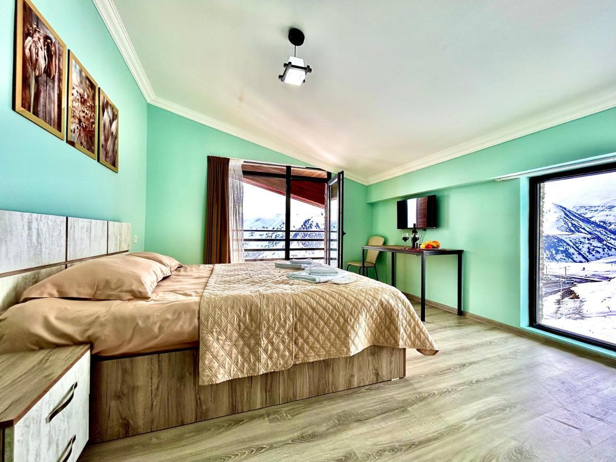 Dandelion Hotel Gudauri Ganisi エクステリア 写真