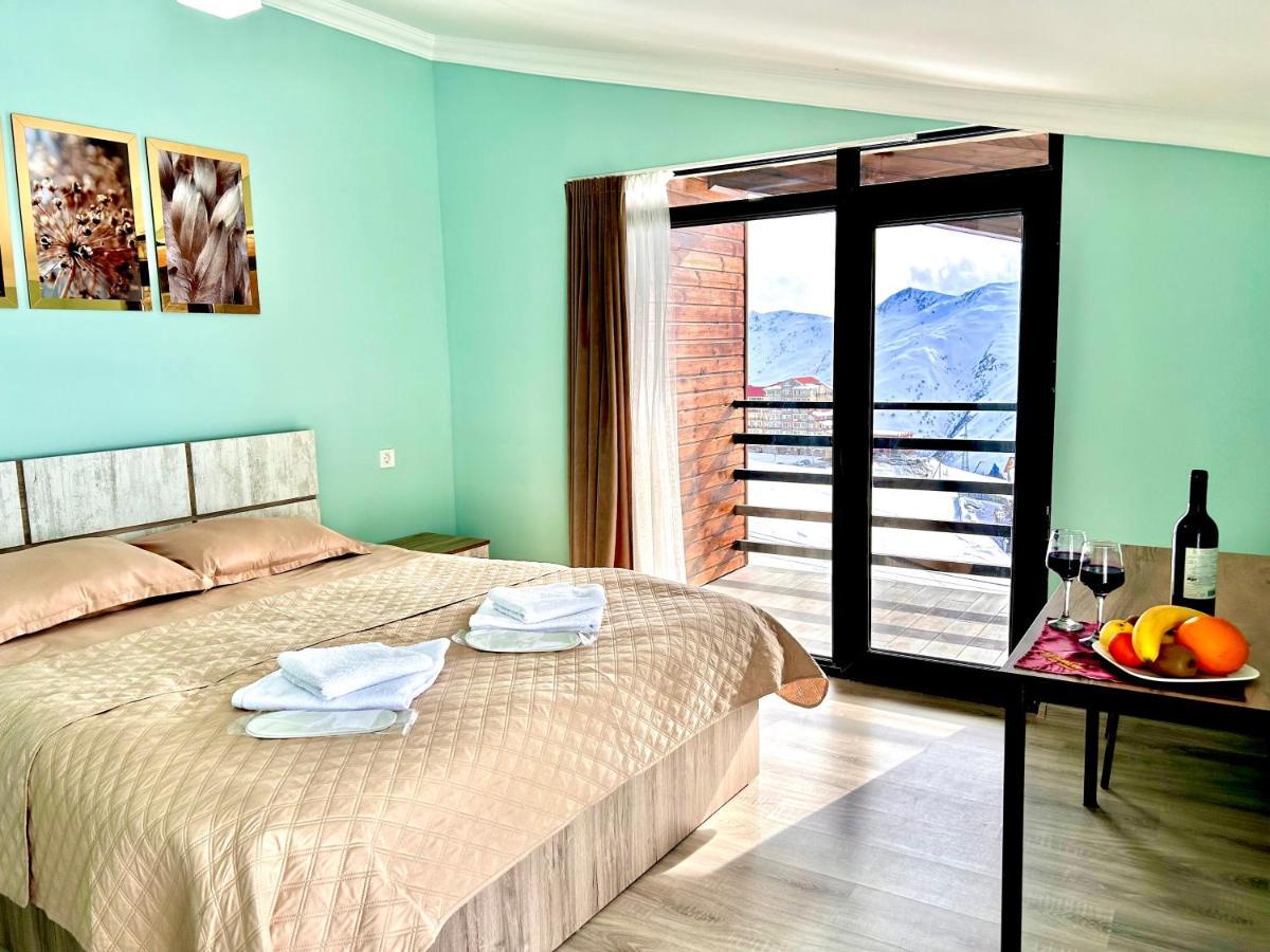 Dandelion Hotel Gudauri Ganisi エクステリア 写真
